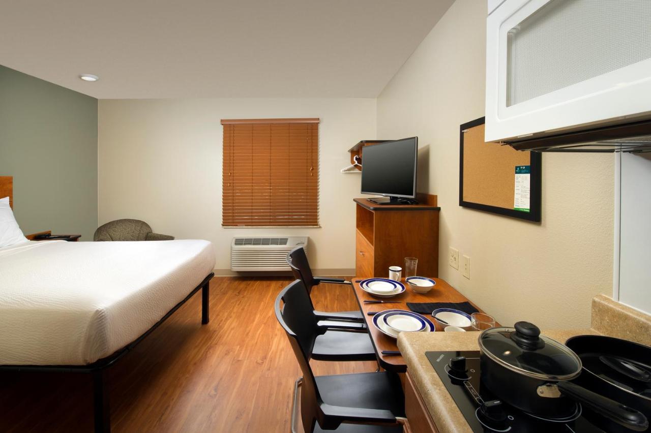 Extended Stay America Suites - Denver - Airport Aurora Exterior photo
